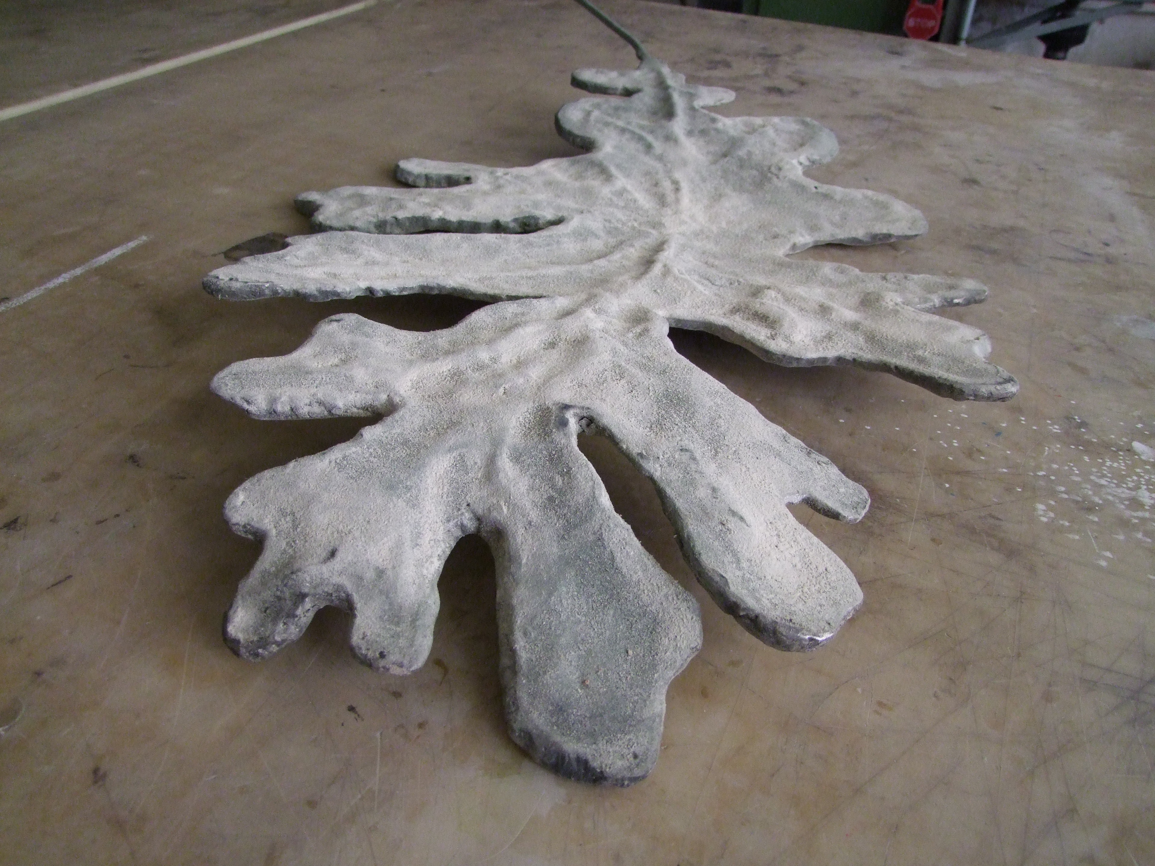 Leaf Back